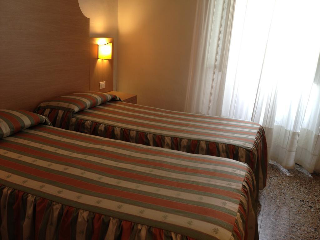 Albergo Giugni Prato  Dış mekan fotoğraf
