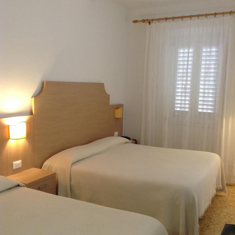 Albergo Giugni Prato  Dış mekan fotoğraf